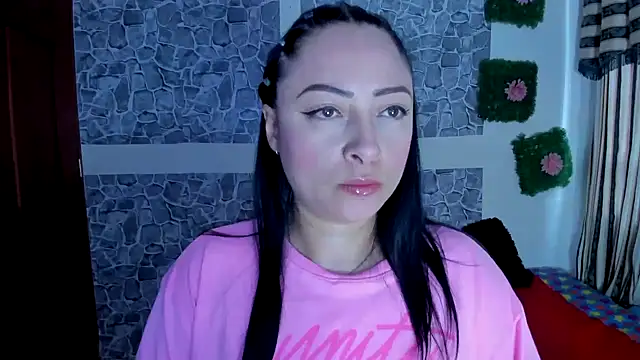 julybravo online show from February 12, 2025, 10:15 pm