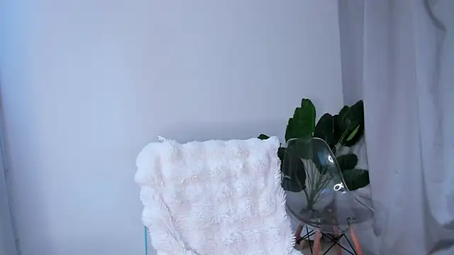 roxy pk  online show from March 20, 2025, 8:19 pm