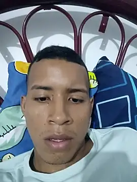 Snapshot of Cede72 chatting on December 19, 2025, 5:47 am Cede72 online show from December 19, 2025, 5:47 am