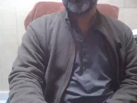 hairymaster95 online show from January 3, 2025, 7:27 am