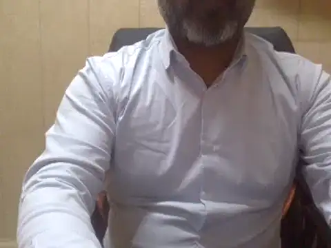 hairymaster95 online show from February 6, 2025, 4:10 am