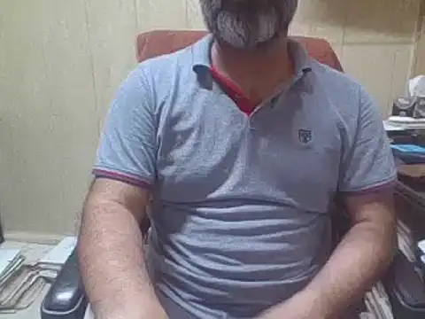 hairymaster95 online show from September 14, 2025, 7:18 am