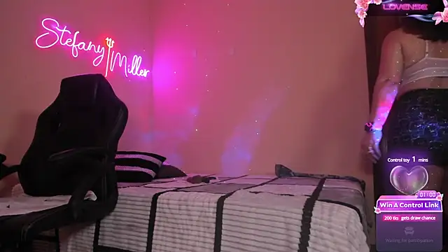 stefany miller77 online show from February 18, 2025, 3:21 pm