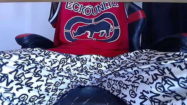 Snapshot of ErosFindomKing chatting on November 9, 2025, 8:29 pm ErosFindomKing online show from November 9, 2025, 8:29 pm