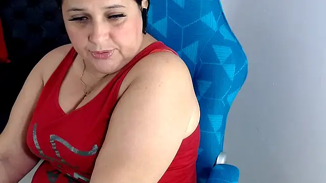 Kerly Doll online show from January 14, 2025, 5:56 pm