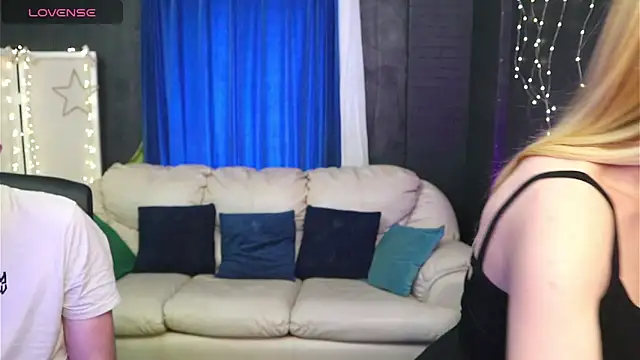 AlisaAleksandr online show from March 16, 2025, 11:27 am