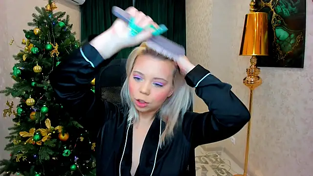 Snapshot of EnergyBunny_1 chatting on December 27, 2024, 8:18 pm EnergyBunny 1 online show from December 27, 2024, 8:18 pm