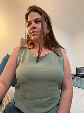 Snapshot of nurse_becky chatting on October 25, 2025, 9:42 pm nurse becky online show from October 25, 2025, 9:42 pm