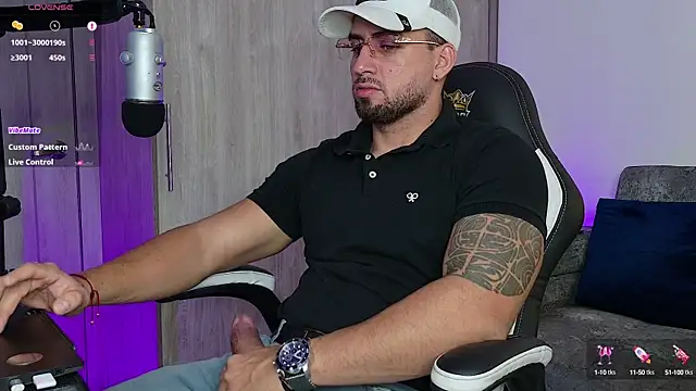 Snapshot of mr_david_cox chatting on March 12, 2025, 12:53 am mr david cox online show from March 12, 2025, 12:53 am