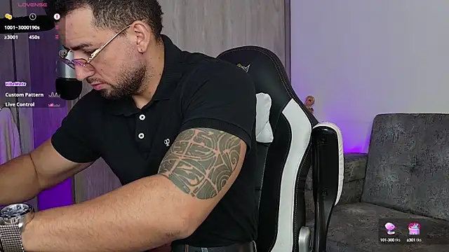 Snapshot of mr_david_cox chatting on March 12, 2025, 12:47 pm mr david cox online show from March 12, 2025, 12:47 pm