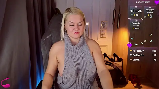 Snapshot of YolandaKiss chatting on January 28, 2025, 2:53 am YolandaKiss online show from January 28, 2025, 2:53 am