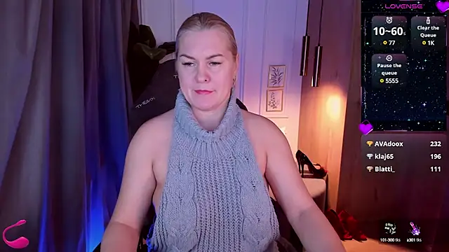 Snapshot of YolandaKiss chatting on February 27, 2025, 10:37 am YolandaKiss online show from February 27, 2025, 10:37 am