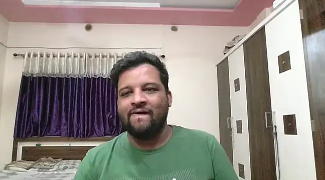 Snapshot of dhruv_love chatting on February 7, 2025, 5:29 pm dhruv love online show from February 7, 2025, 5:29 pm