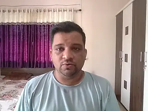 Snapshot of dhruv_love chatting on October 16, 2025, 3:51 am dhruv love online show from October 16, 2025, 3:51 am