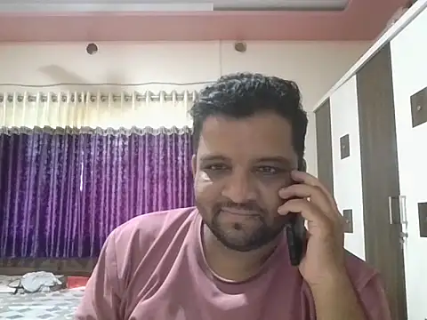 Snapshot of dhruv_love chatting on October 25, 2025, 10:01 am dhruv love online show from October 25, 2025, 10:01 am