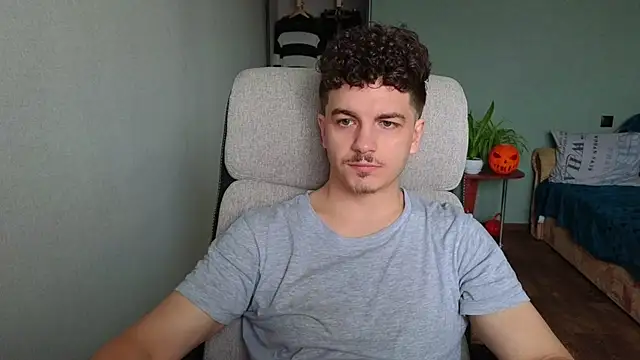 Remy Miles online show from November 28, 2025, 10:07 am