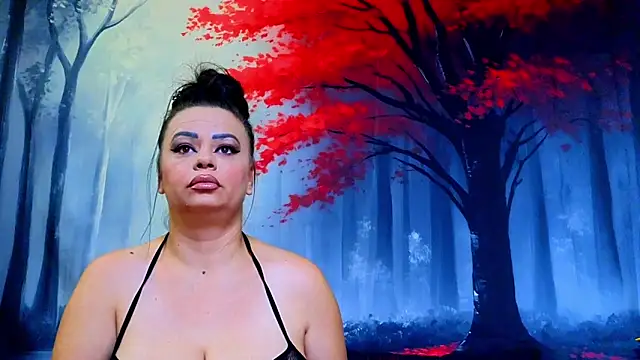 ElizabethEven online show from October 13, 2025, 9:37 pm