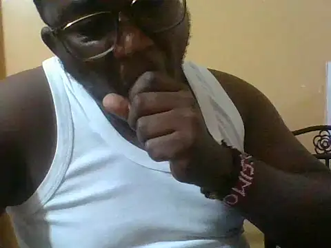 honeyswit online show from December 3, 2025, 8:07 pm