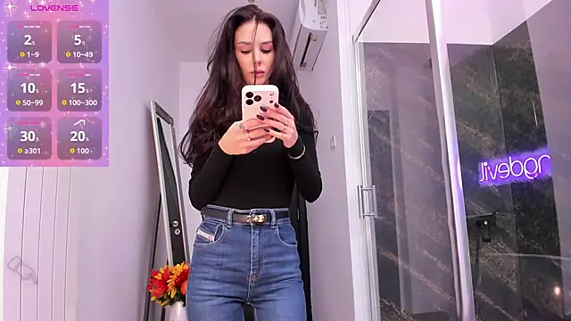 Snapshot of realhotfallingdevil chatting on November 10, 2025, 5:39 am realhotfallingdevil online show from November 10, 2025, 5:39 am