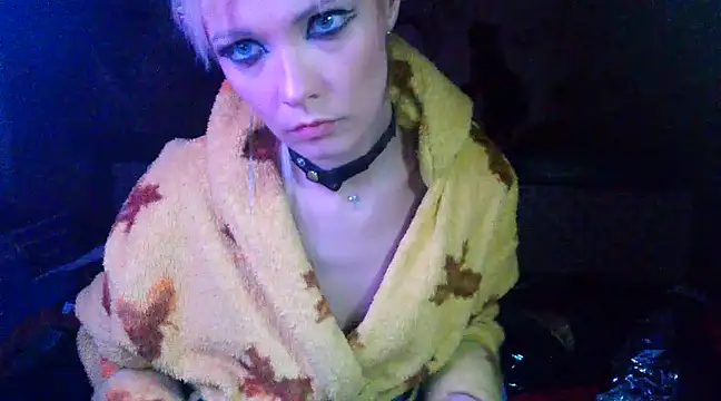 Snapshot of WildMissNiks chatting on February 26, 2025, 4:14 pm WildMissNiks online show from February 26, 2025, 4:14 pm