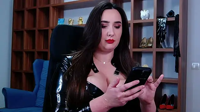 Snapshot of Mistress_Audrey chatting on November 7, 2025, 7:25 pm Mistress Audrey online show from November 7, 2025, 7:25 pm