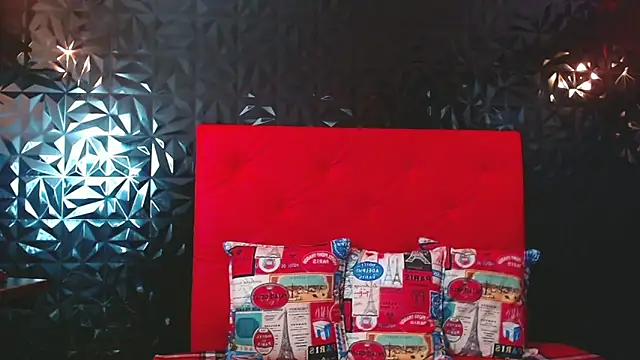 PINK  LOLA1 online show from February 9, 2025, 2:06 am