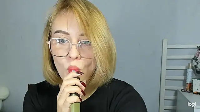 KindKristy online show from September 27, 2025, 5:23 am