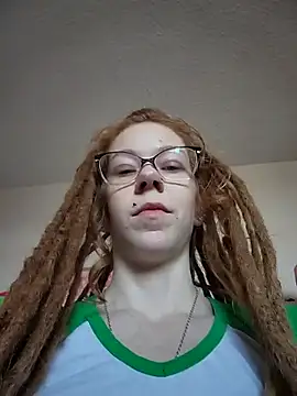 Snapshot of LucidLucy chatting on March 17, 2025, 2:45 pm LucidLucy online show from March 17, 2025, 2:45 pm