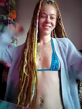 Snapshot of LucidLucy chatting on October 1, 2025, 11:38 am LucidLucy online show from October 1, 2025, 11:38 am