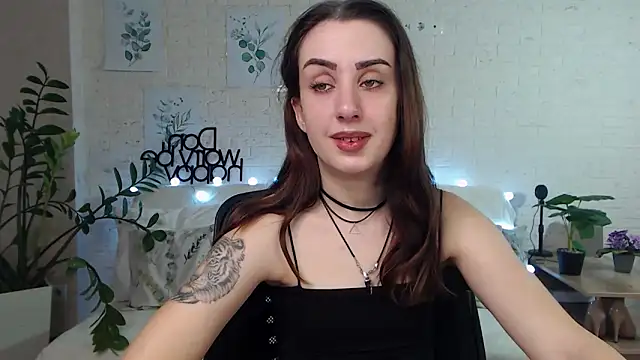 Snapshot of FranceskoJones chatting on January 18, 2025, 9:13 pm FranceskoJones online show from January 18, 2025, 9:13 pm