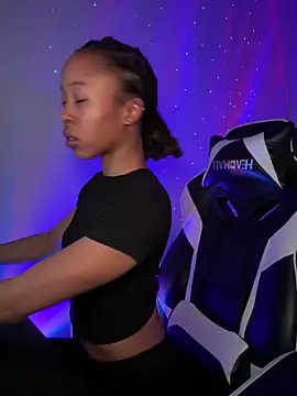 thebrattygoddess online show from March 2, 2025, 8:50 pm