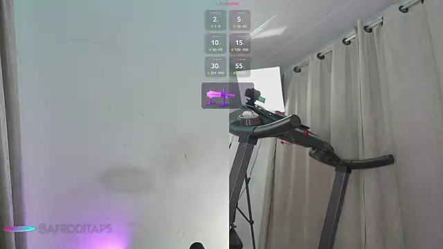 Snapshot of afroditaP_ chatting on October 17, 2025, 10:01 pm afroditaP online show from October 17, 2025, 10:01 pm