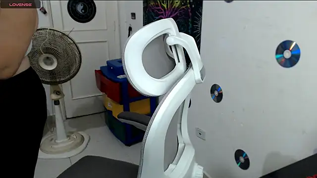 xherry horny online show from November 11, 2025, 6:46 am