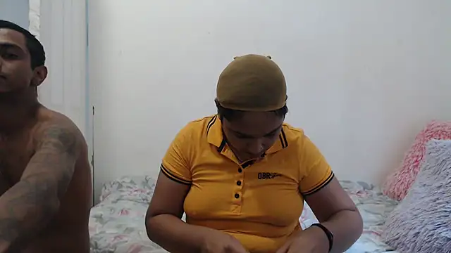 Snapshot of Indianbloom- chatting on February 3, 2025, 1:40 pm Indianbloom- online show from February 3, 2025, 1:40 pm
