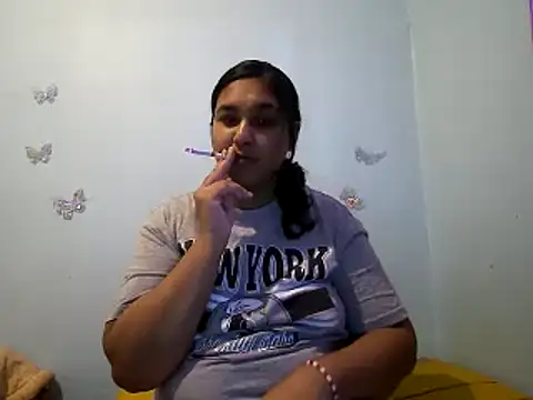Snapshot of Indianbloom- chatting on October 7, 2025, 3:42 pm Indianbloom- online show from October 7, 2025, 3:42 pm