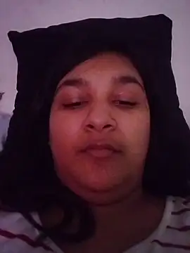 Snapshot of Indianbloom- chatting on November 7, 2025, 10:59 am Indianbloom- online show from November 7, 2025, 10:59 am