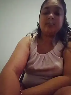 Snapshot of Indianbloom- chatting on November 13, 2025, 12:15 pm Indianbloom- online show from November 13, 2025, 12:15 pm