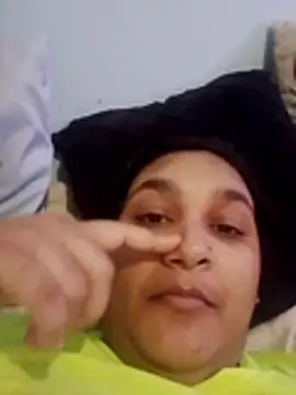 Snapshot of Indianbloom- chatting on November 18, 2025, 10:31 am Indianbloom- online show from November 18, 2025, 10:31 am