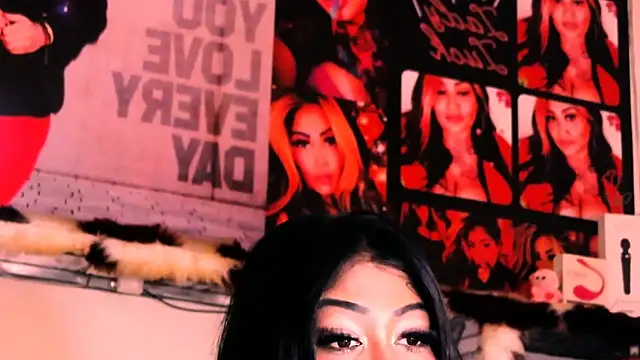 indian dreamgirl online show from September 28, 2025, 12:43 pm