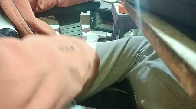 growing20yo online show from December 29, 2024, 1:45 am