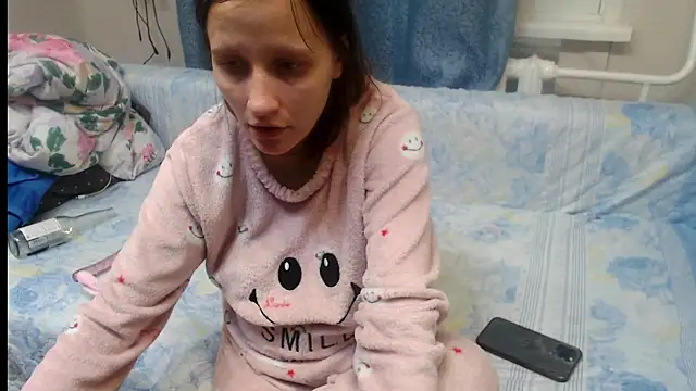 alisacucumber online show from January 18, 2025, 7:37 pm