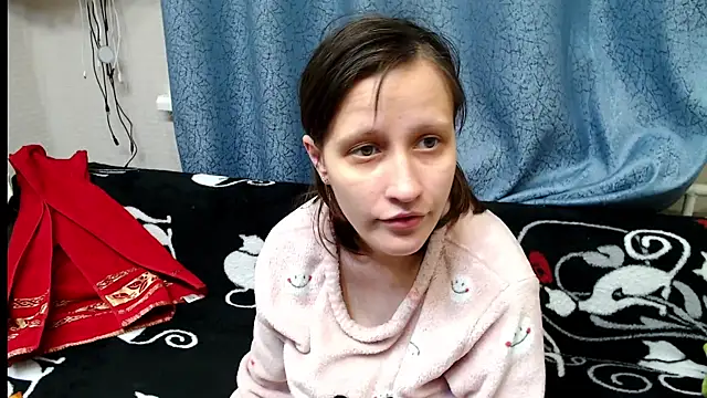 alisacucumber online show from January 25, 2025, 4:13 pm