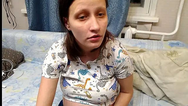 alisacucumber online show from January 31, 2025, 7:18 pm