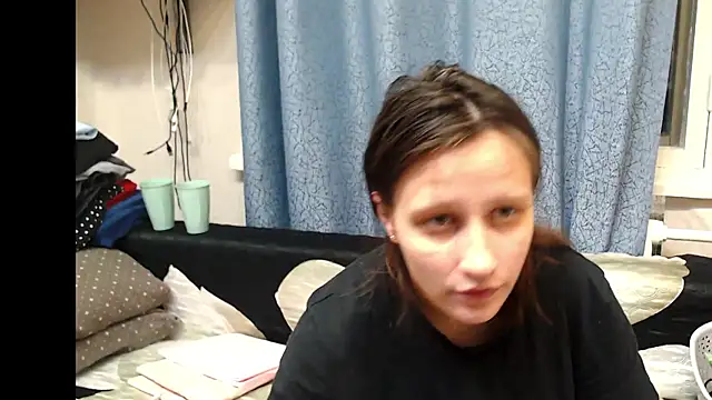 alisacucumber online show from February 18, 2025, 7:19 pm