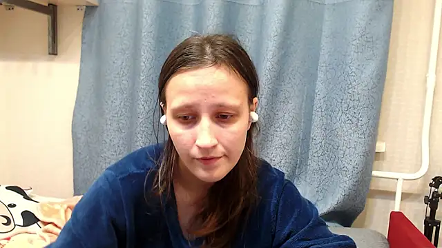 alisacucumber online show from October 22, 2025, 4:29 pm