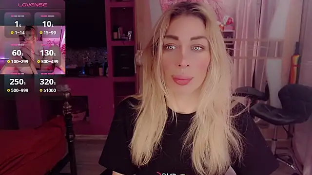 Snapshot of AnnieGOld_ chatting on November 30, 2025, 8:02 pm AnnieGOld online show from November 30, 2025, 8:02 pm