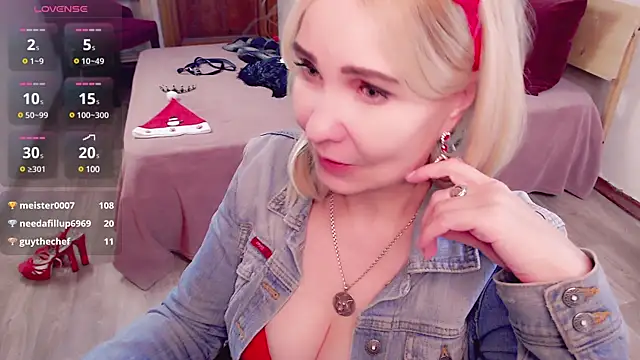 Snapshot of _unique_cam_ chatting on December 22, 2024, 2:49 pm  unique cam  online show from December 22, 2024, 2:49 pm