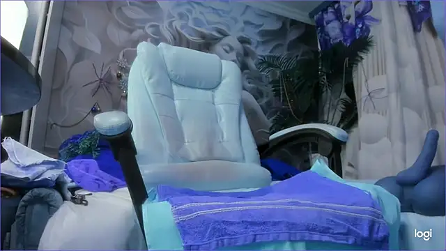 Snapshot of Cutie_orgasm chatting on January 6, 2025, 5:27 pm Cutie orgasm online show from January 6, 2025, 5:27 pm