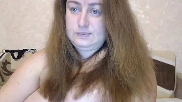 Snapshot of Amy_August chatting on October 22, 2025, 1:11 pm Amy August online show from October 22, 2025, 1:11 pm