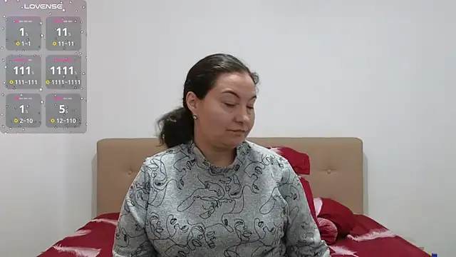 BBW MILF 4U online show from October 13, 2025, 7:08 am